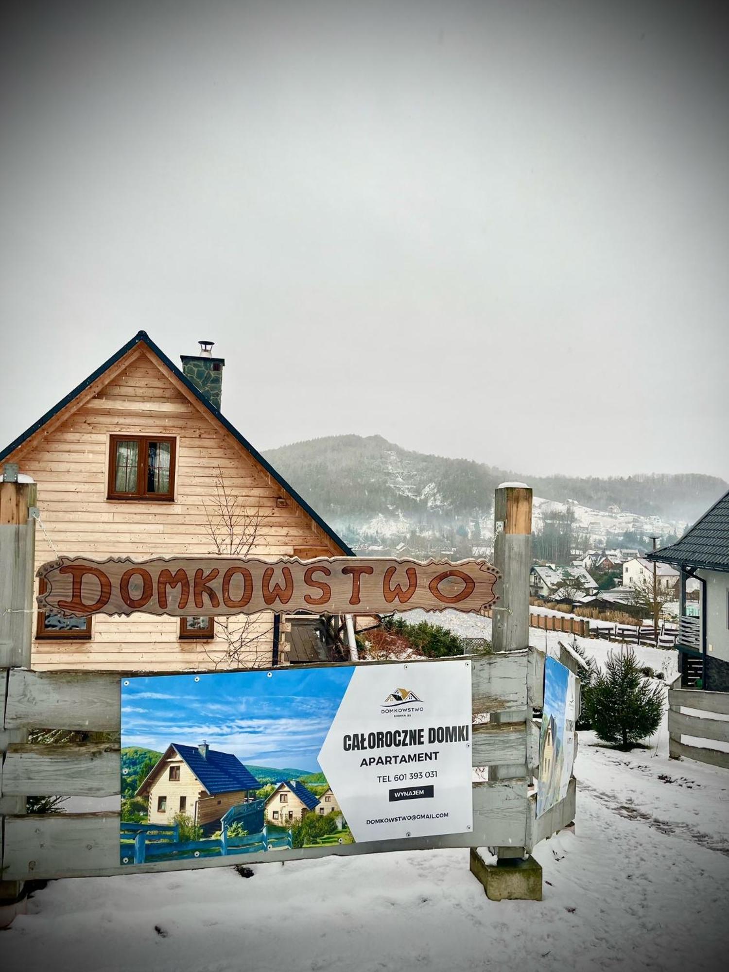 Domki Caloroczne Domkowstwo Bobrka Exterior photo